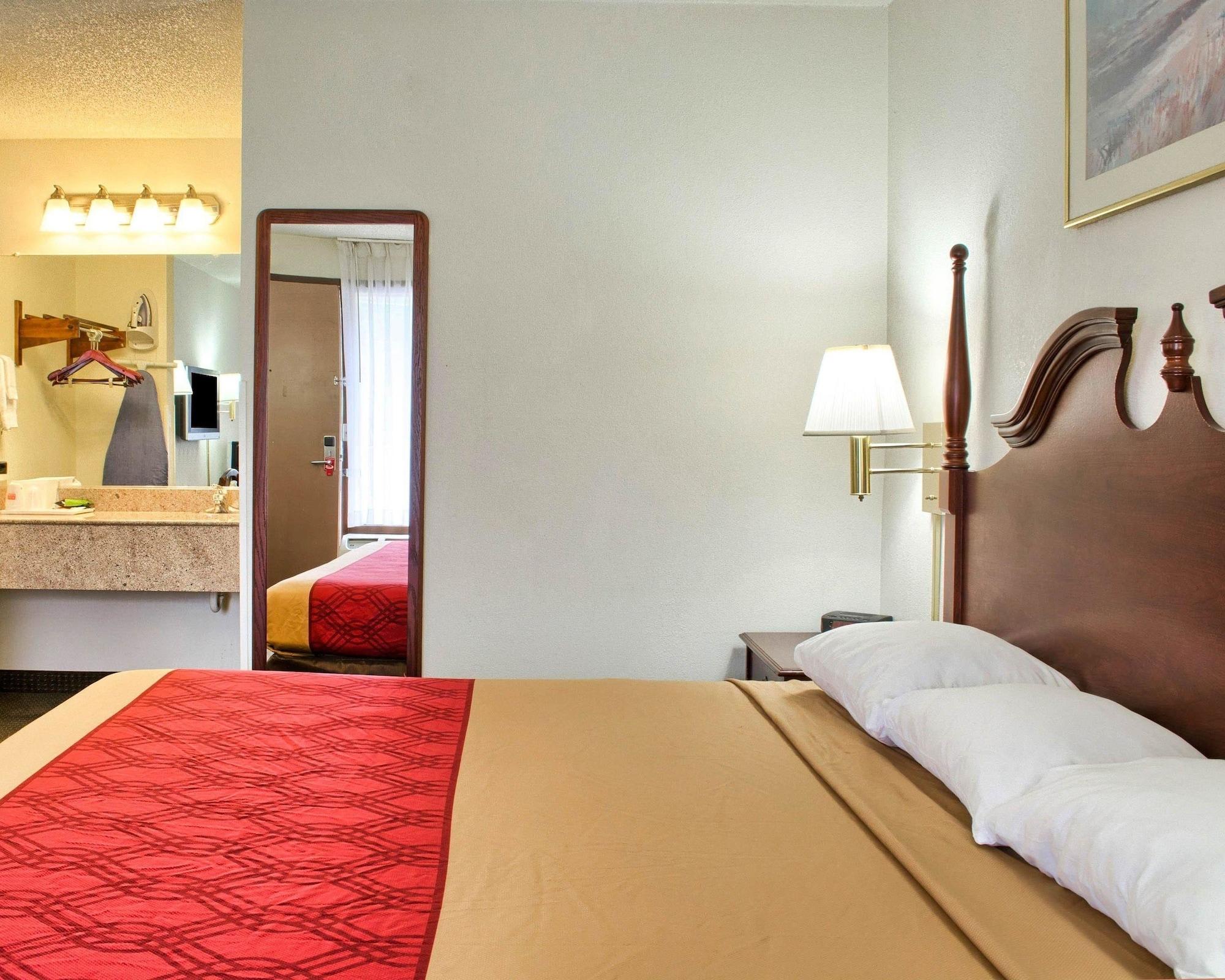 Econo Lodge Richmond Kültér fotó