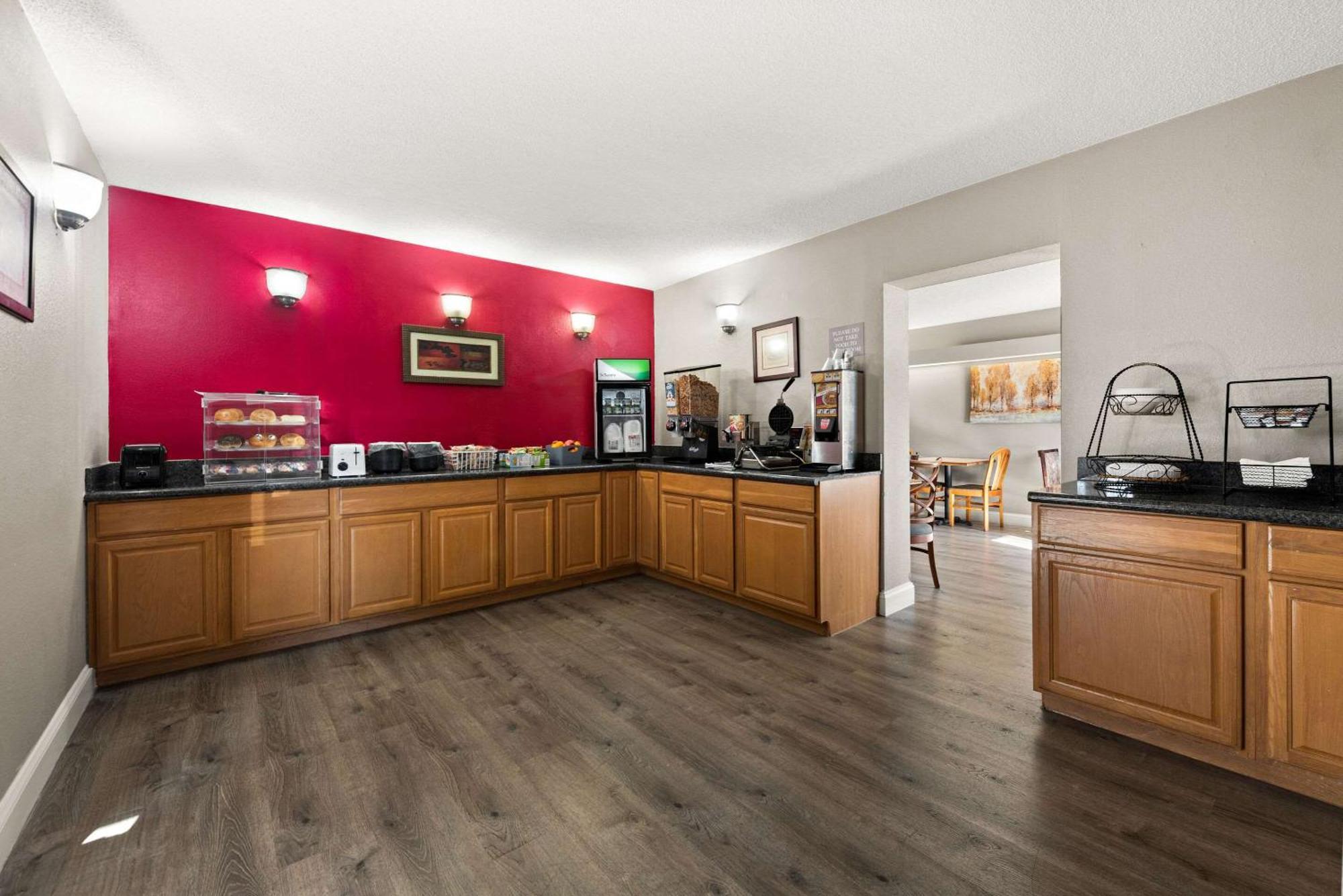 Econo Lodge Richmond Kültér fotó