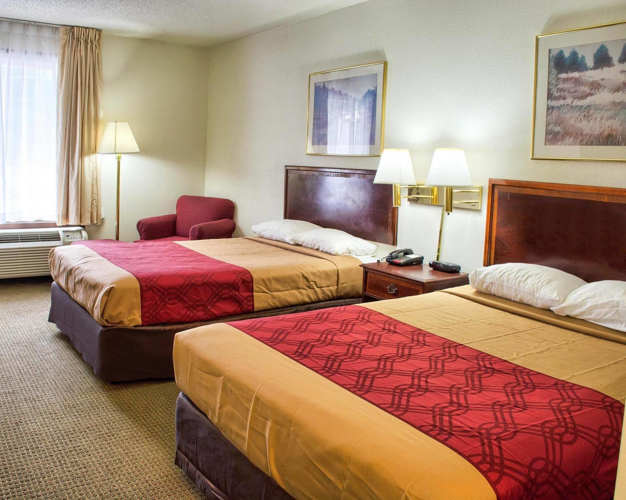 Econo Lodge Richmond Kültér fotó